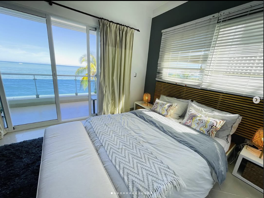 Screenshot from 2025-10-31 21-14-59